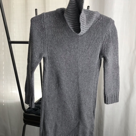 J CREW turtle next grey sweater! - Picture 2 of 3